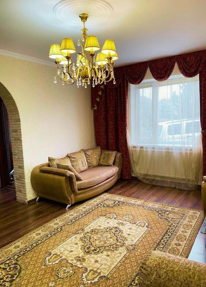 будинок з терасою біля фонтанів Apartment *